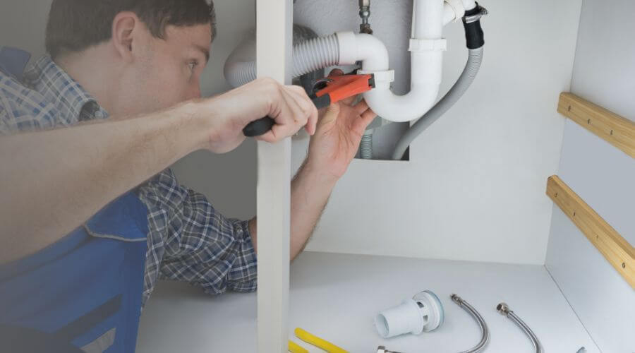 Professional emergency plumbing in Cotulla, TX